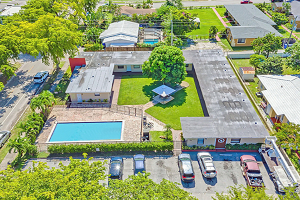 </p>
<p style="text-align: center;">REDEVELOPMENT<br />OPPORTUNITY<br />ON .39 ACRES