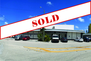 </p>
<p style="text-align: center;">±40,840 SF MFG BLDG.<br />ON 1.36 ACRES